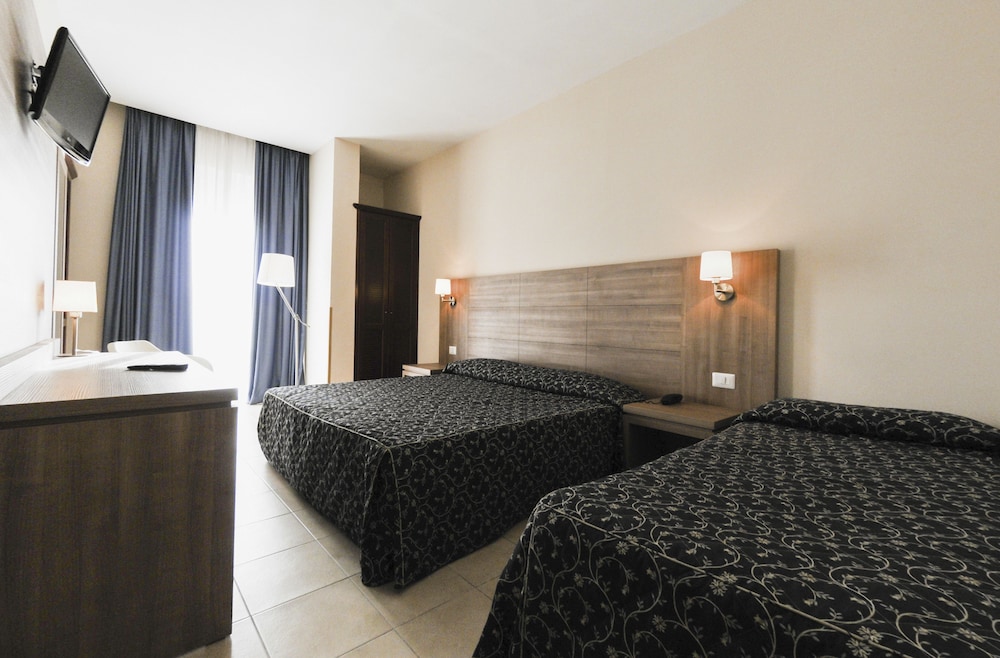 Mediterraneo Hotel 19/34