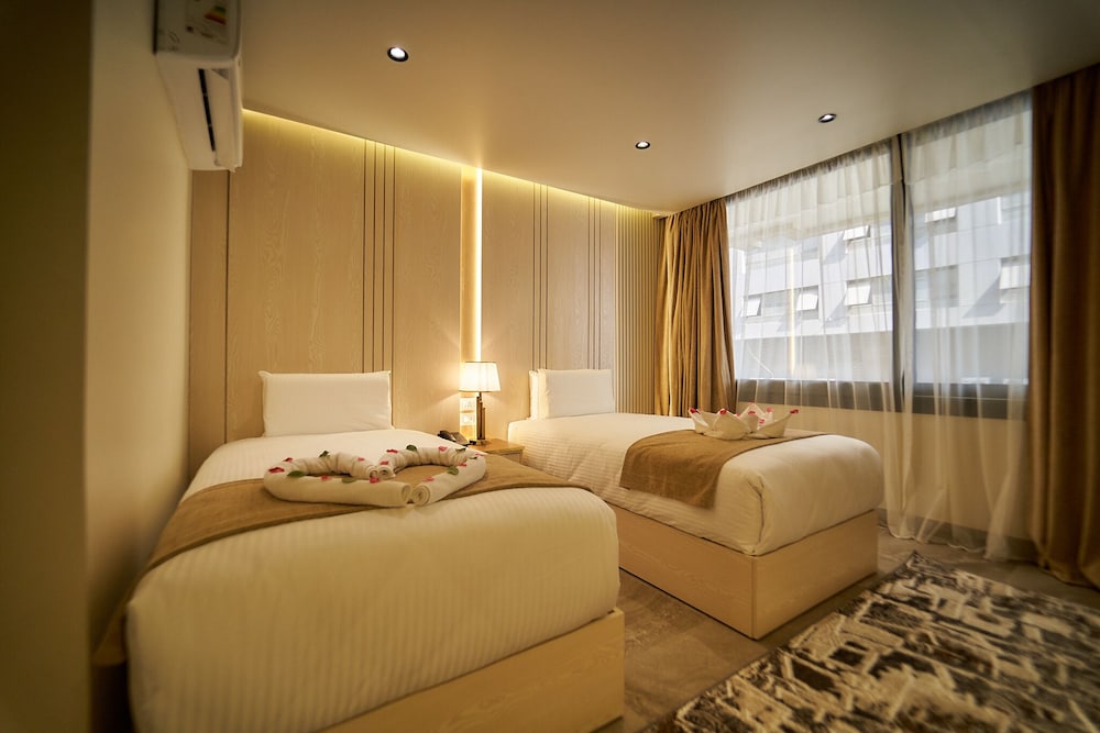 Gold’s Pyramids Hotel 16/42