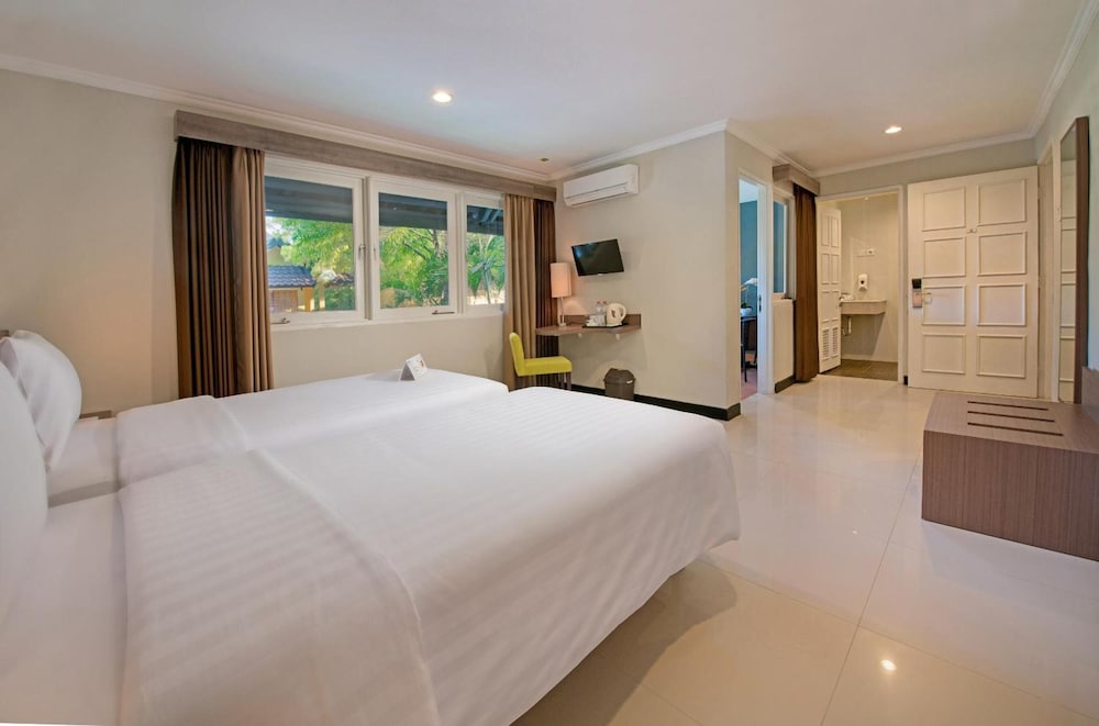WHIZ PRIME HOTEL DARMO HARAPAN SURABAYA 6/26