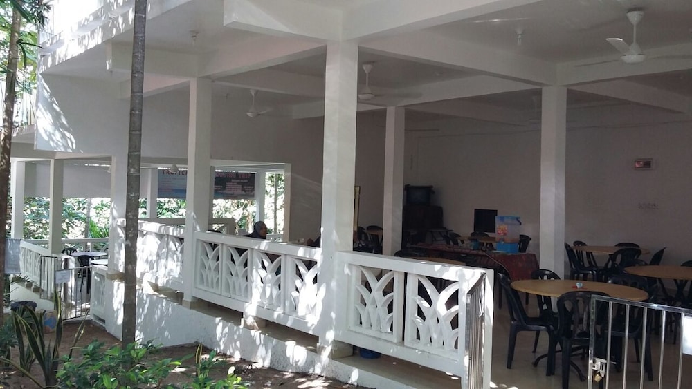 Perhentian Tropicana Inn 4/29
