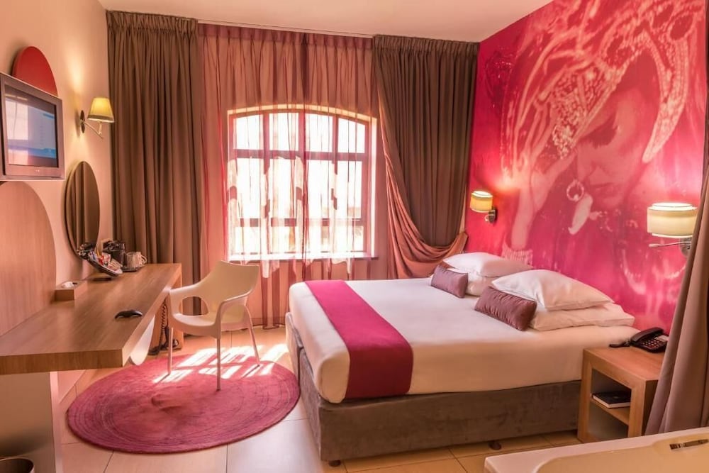 Rio Hotel 26/57