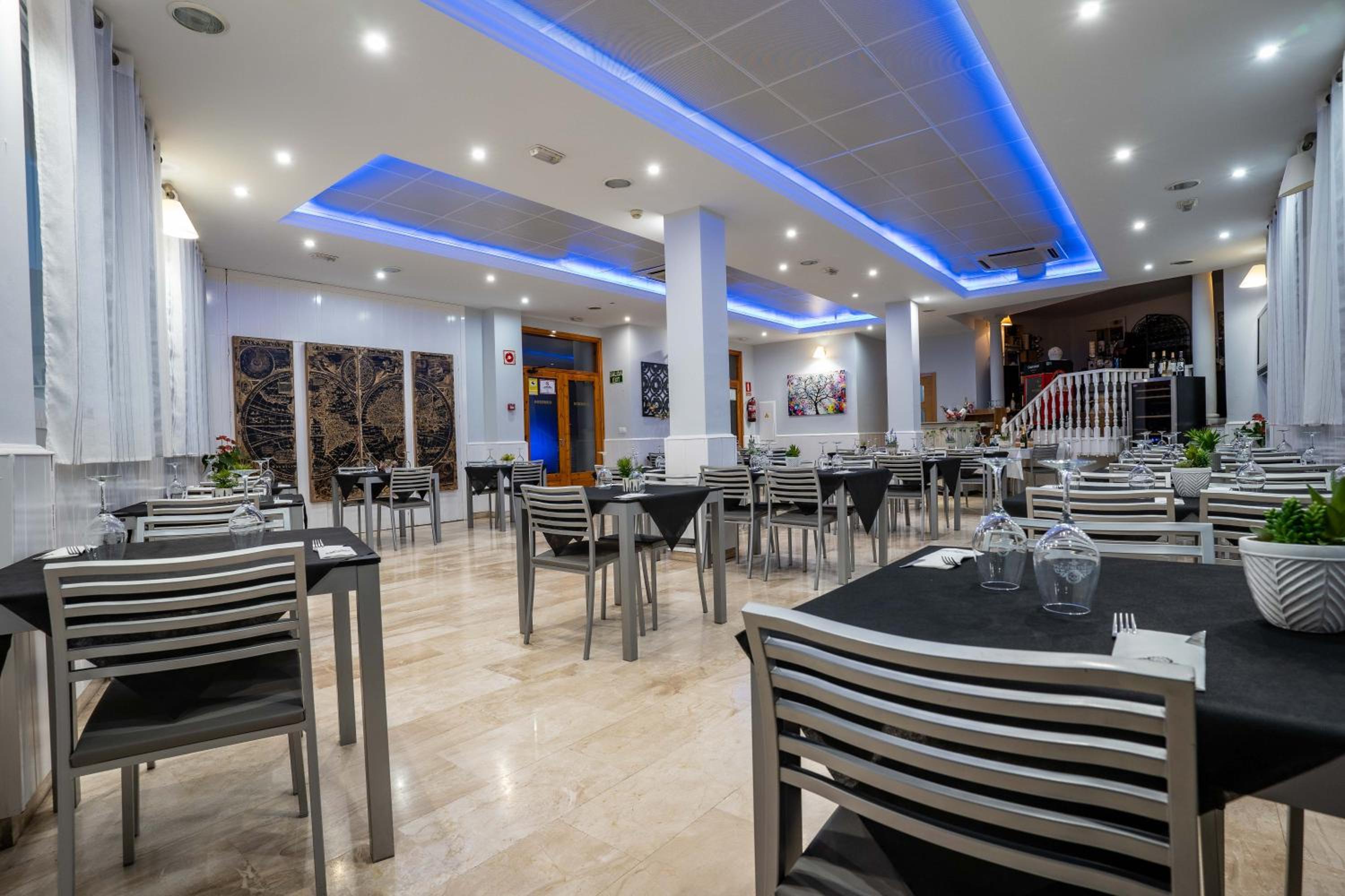 Hotel Sierra de Huesa 34/50