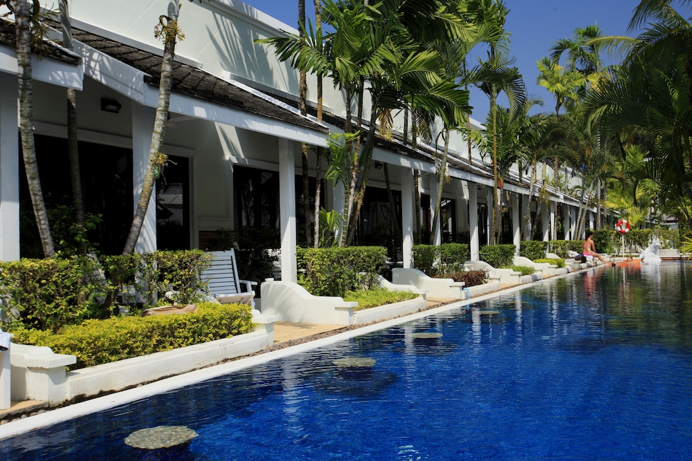 Access Resort & Villas 65/70