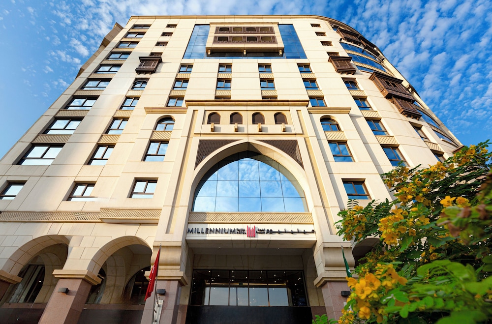 شركة طيبة المدينة الفندقية(Millennium Taiba Hotel) 6/77