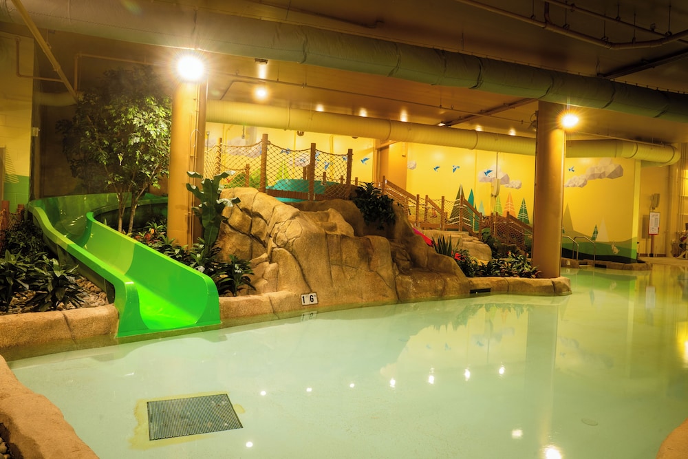 OKANA Resort & Indoor Waterpark 27/52