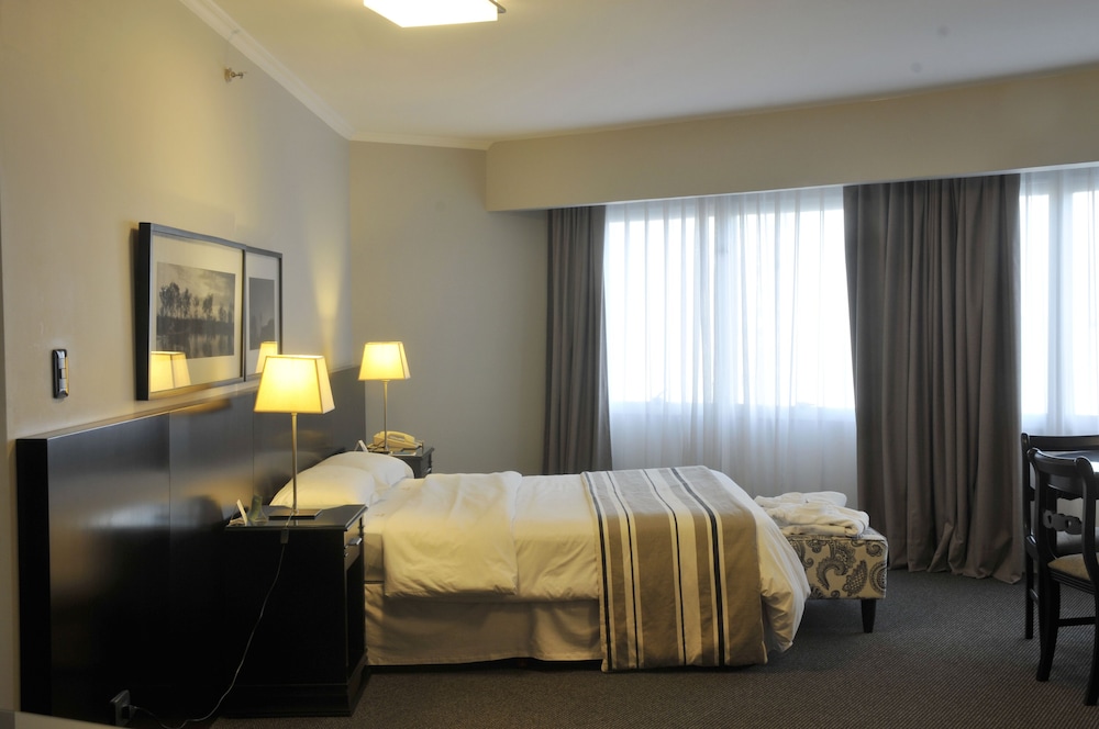 Plaza Real Suites Hotel 26/59