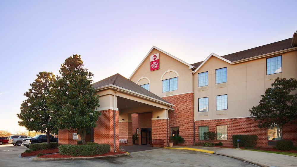 Best Western Plus Executive Hotel Suites 40/50