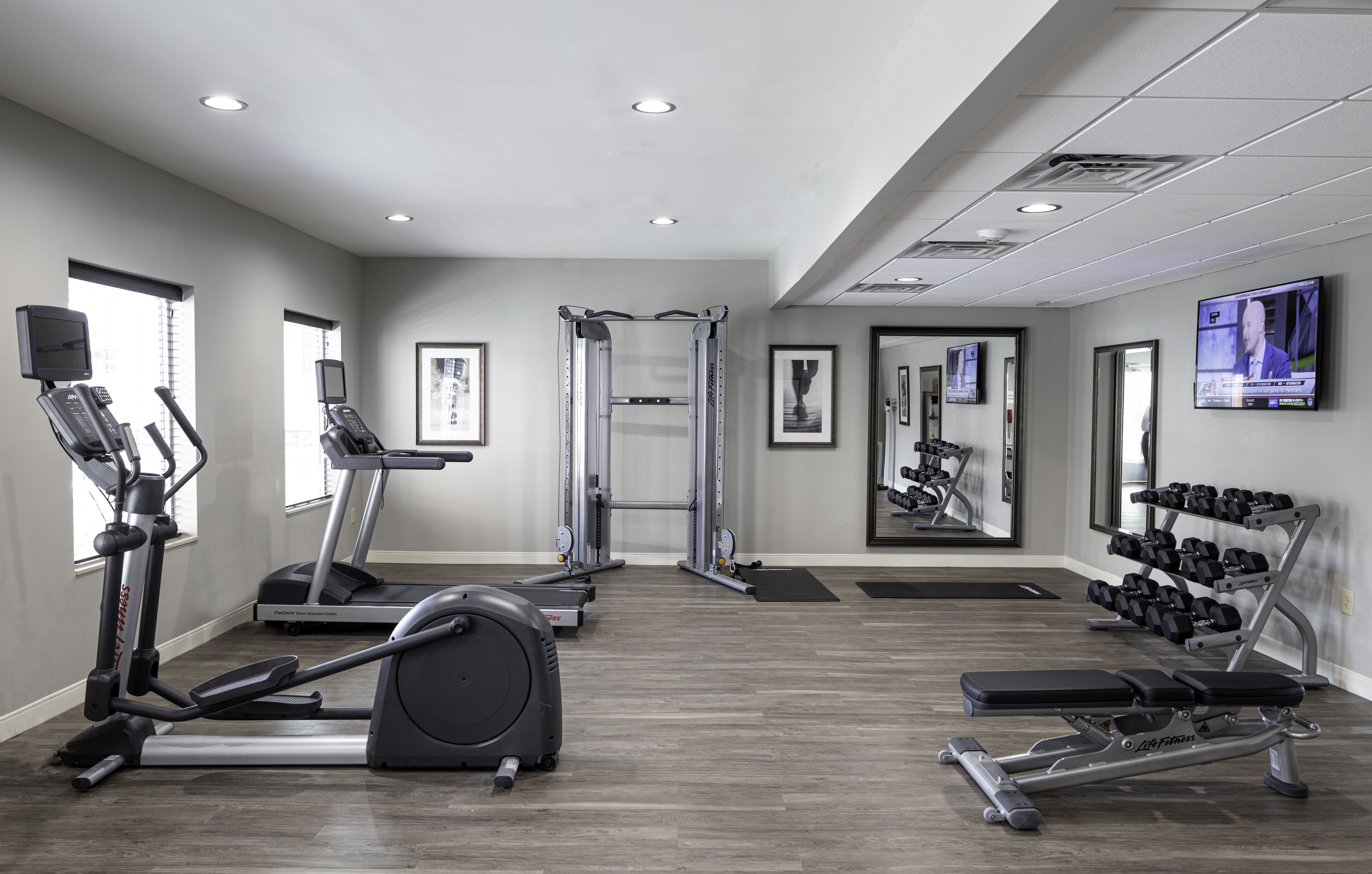Staybridge Suites Montgomery - Downtown 19/37