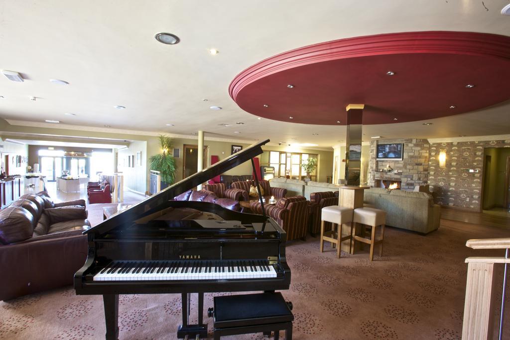 BROADHAVEN BAY HOTEL 16/25