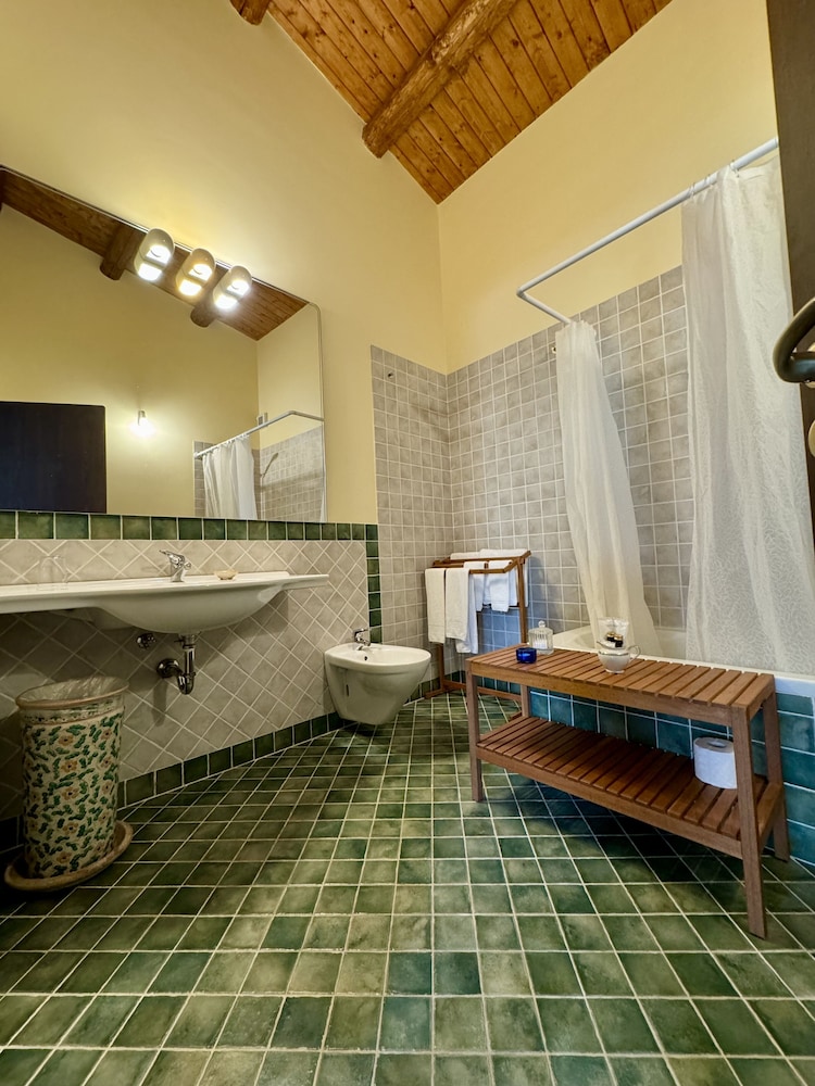 Hotel Aguglia Agriturismo 13/35