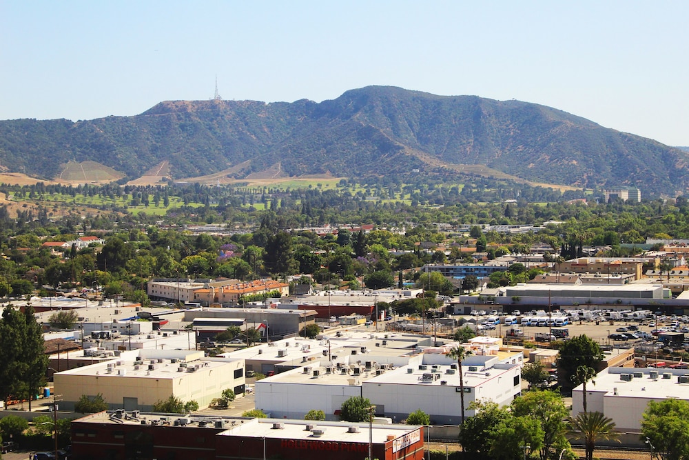 Hotel Burbank 69/73