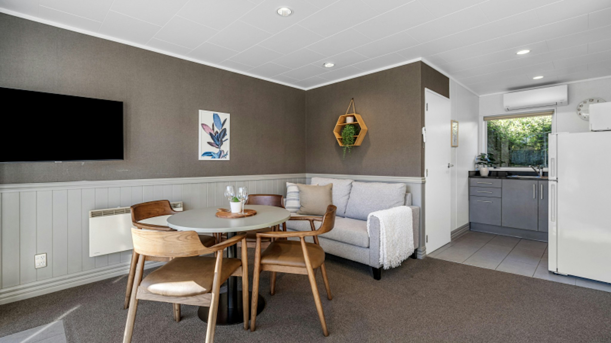Tasman Holiday Parks - Te Anau 14/28