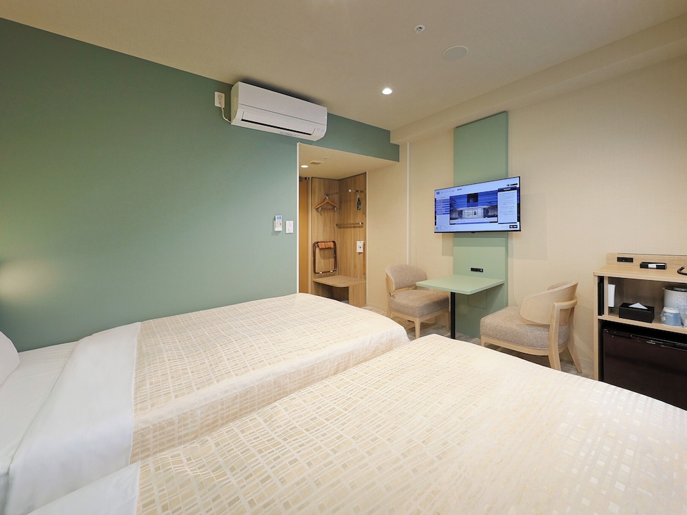 Keio Presso Inn Akasaka 23/70