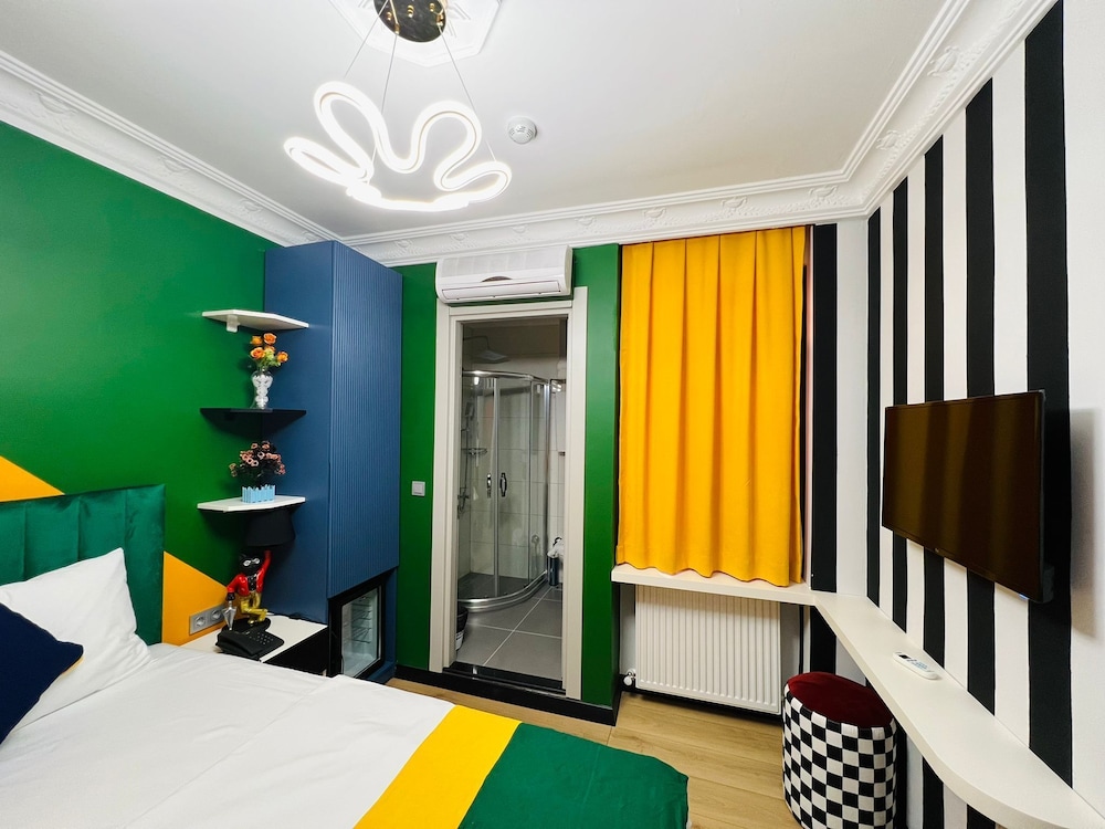 Apex Hotel 31/64
