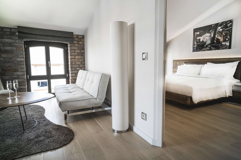 Radisson Collection Hotel Old Mill Belgrade 26/68