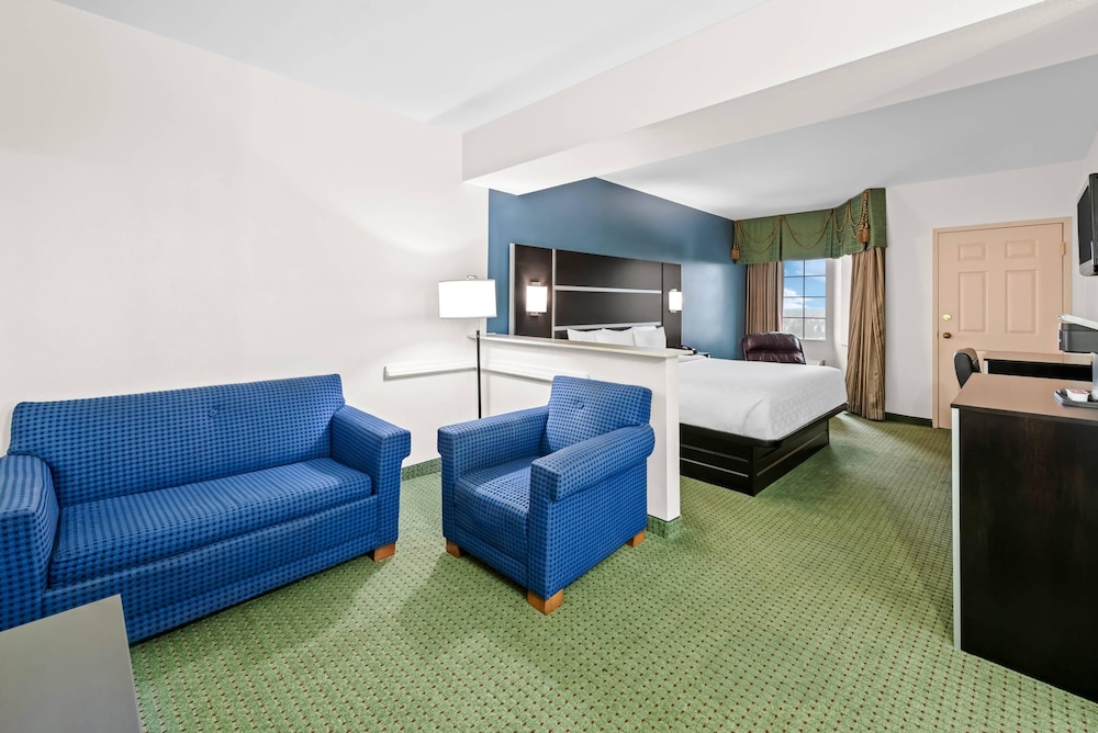 Clarion Inn Branson 52/72