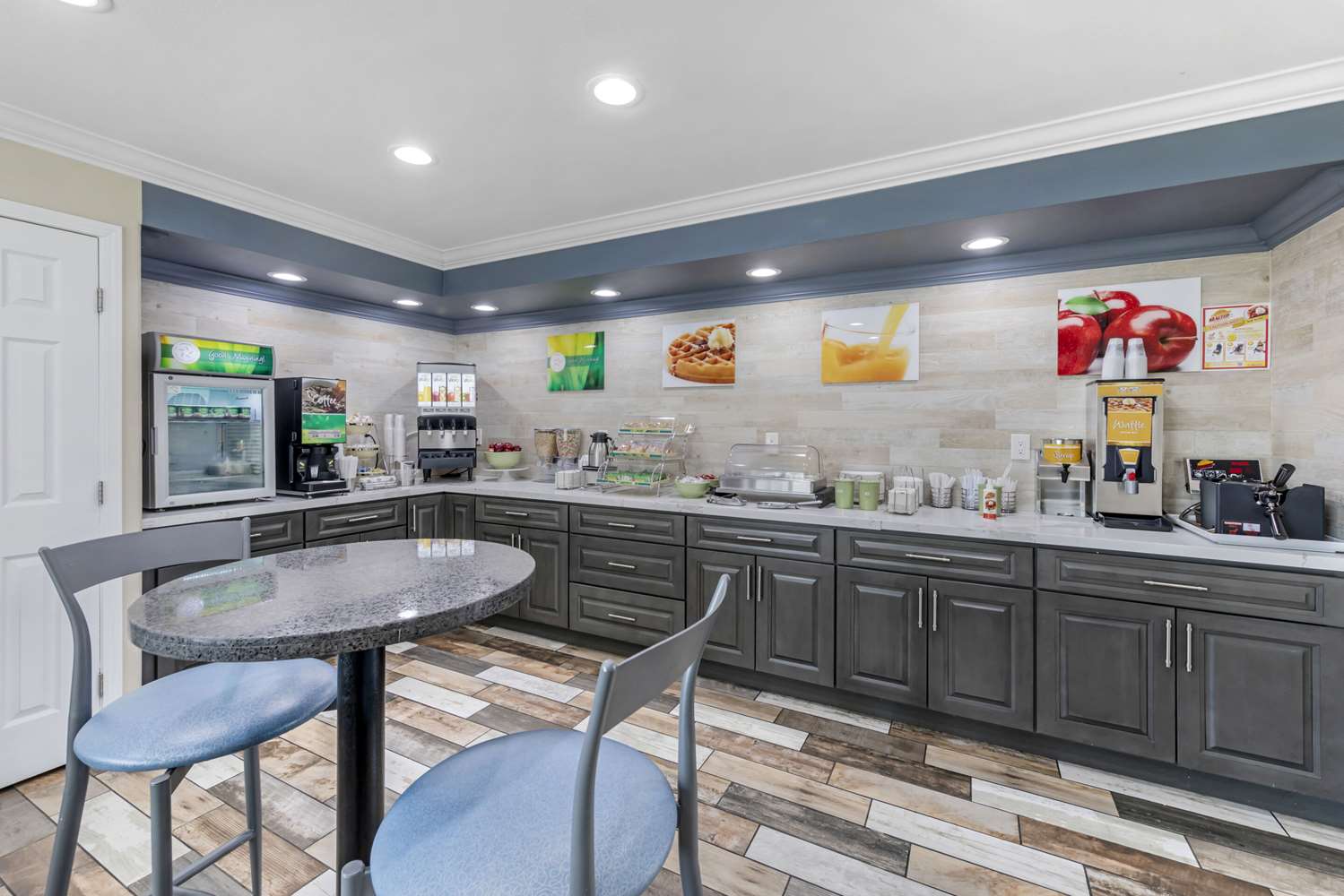 Quality Inn Kettleman City near Hwy 41 23/36