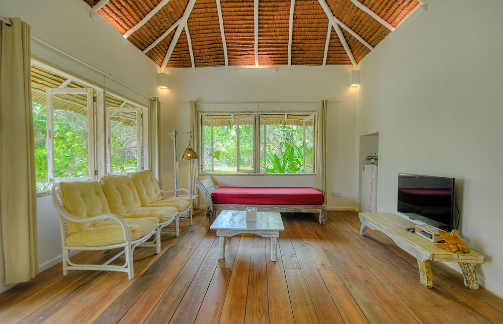 Trikora Beach Club & Resort 48/71