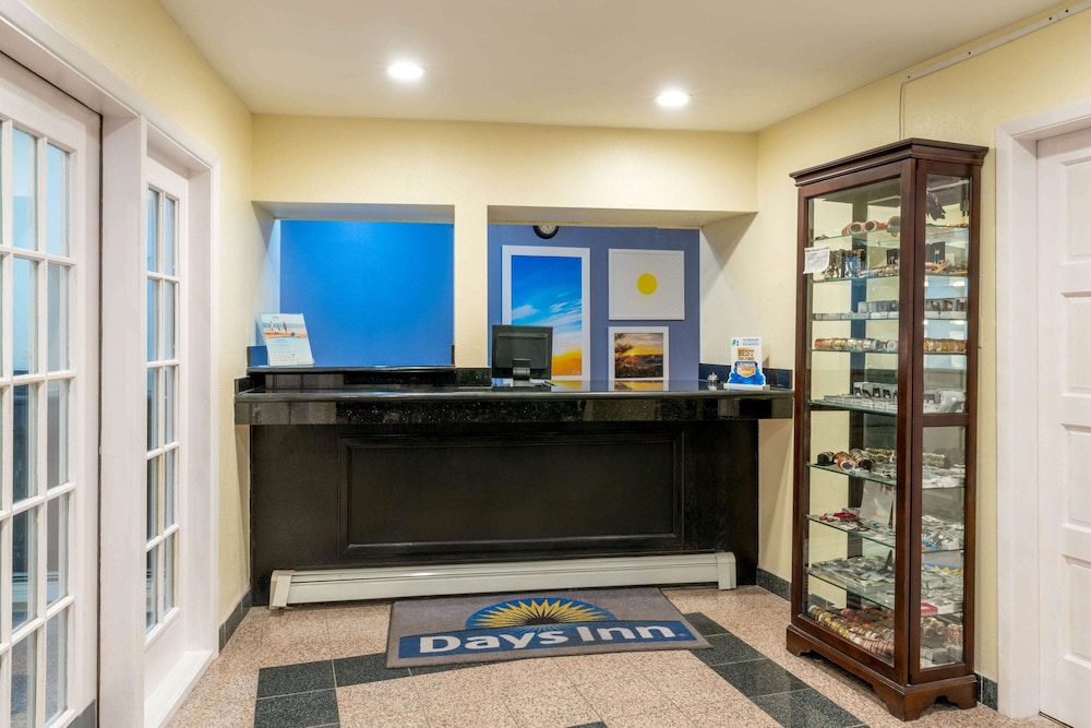 Days Inn by Wyndham Grants 5/22