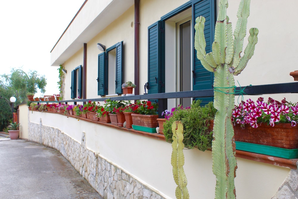 Villaggio Turistico Defensola 8/65