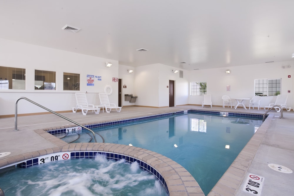 Microtel Inn Suites By Wyndham Sidney 3/25