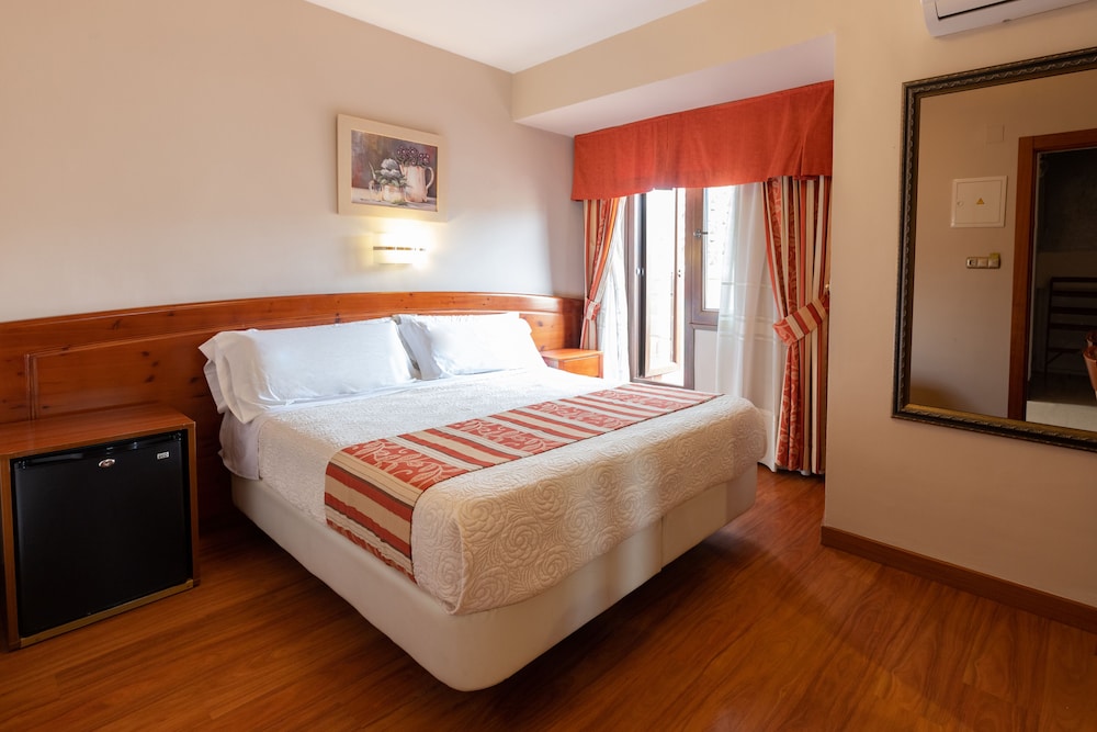 Hotel Alameda 38/65
