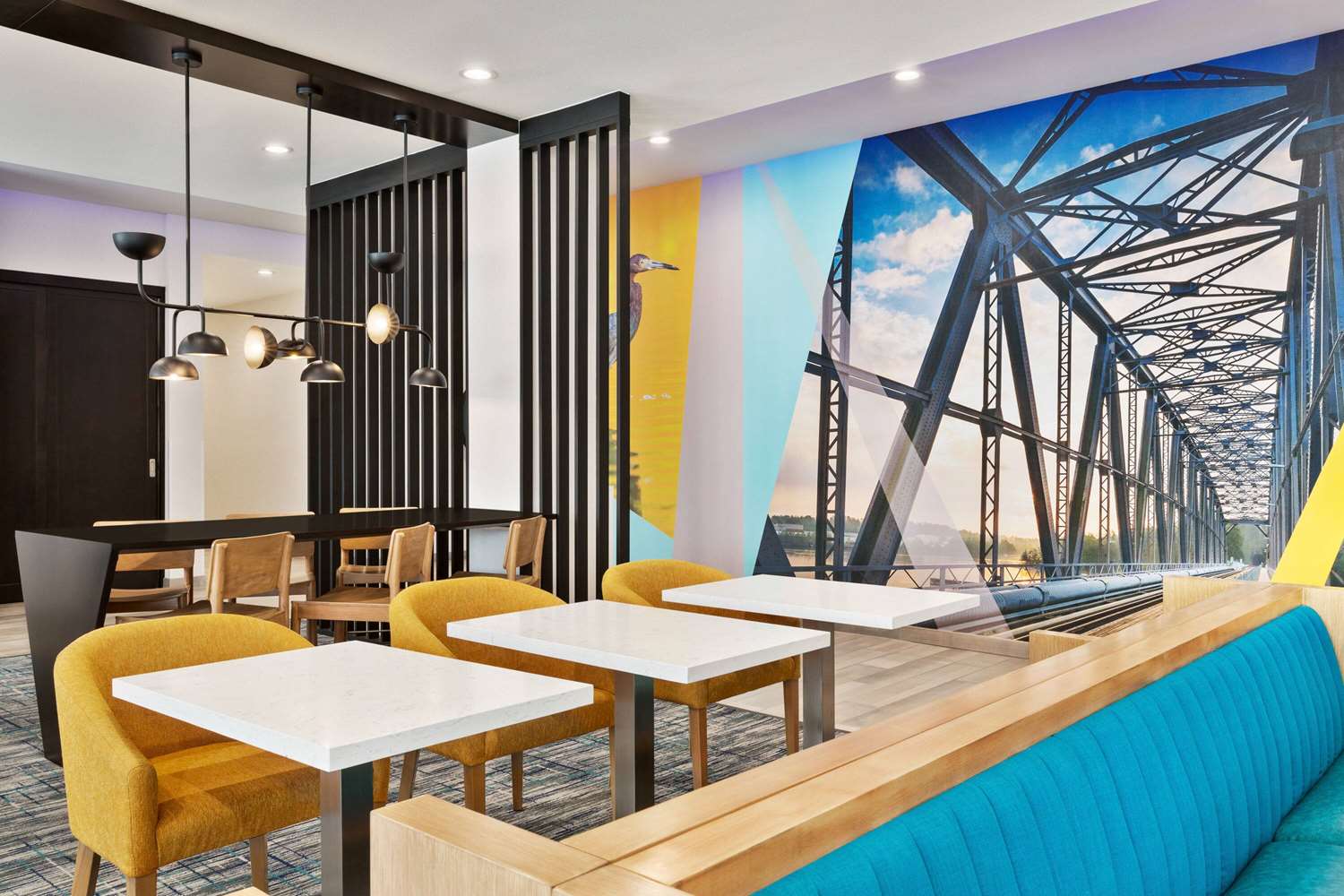 La Quinta Inn and Suites by Wyndham Richmond-Sugarland 18/28