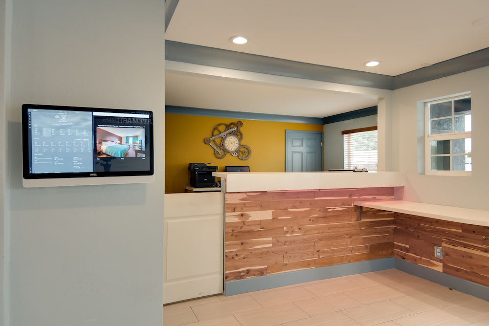 Americas Best Value Inn Hayward 4/57