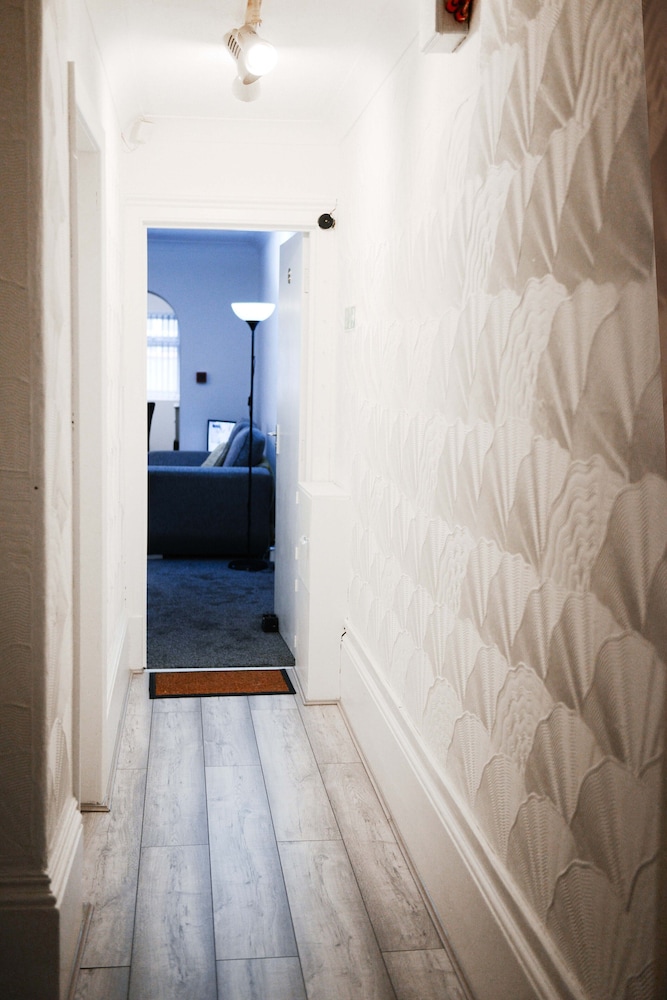 Bridle Lodge Superior Apartments 5/50