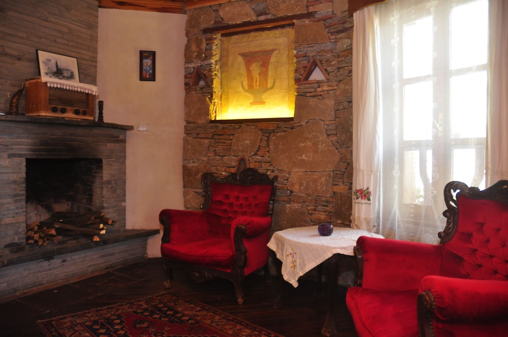 Kirkinca Houses & Boutique Hotel 52/73