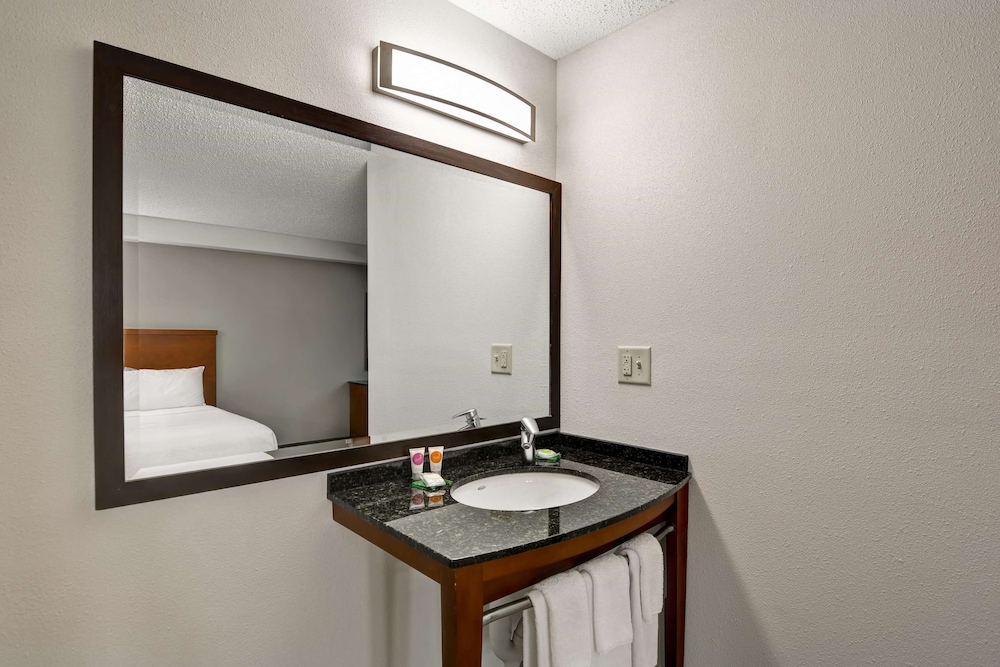 Hyatt Place Birmingham/Hoover 17/47