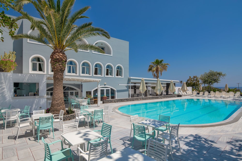 Makarios Hotel 47/49