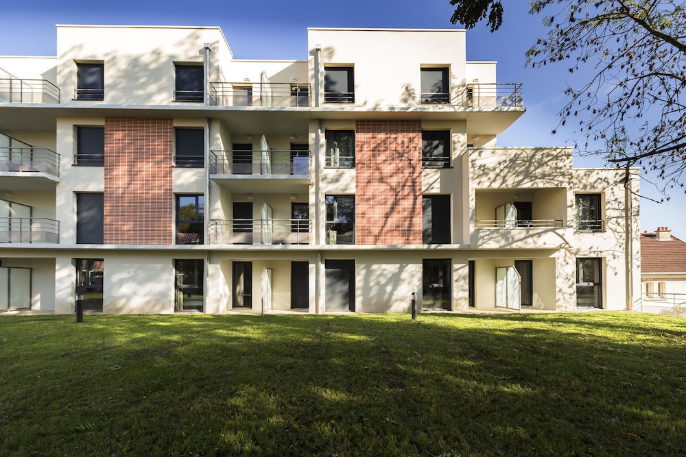 Zenao Appart'hotel Nevers 1/63