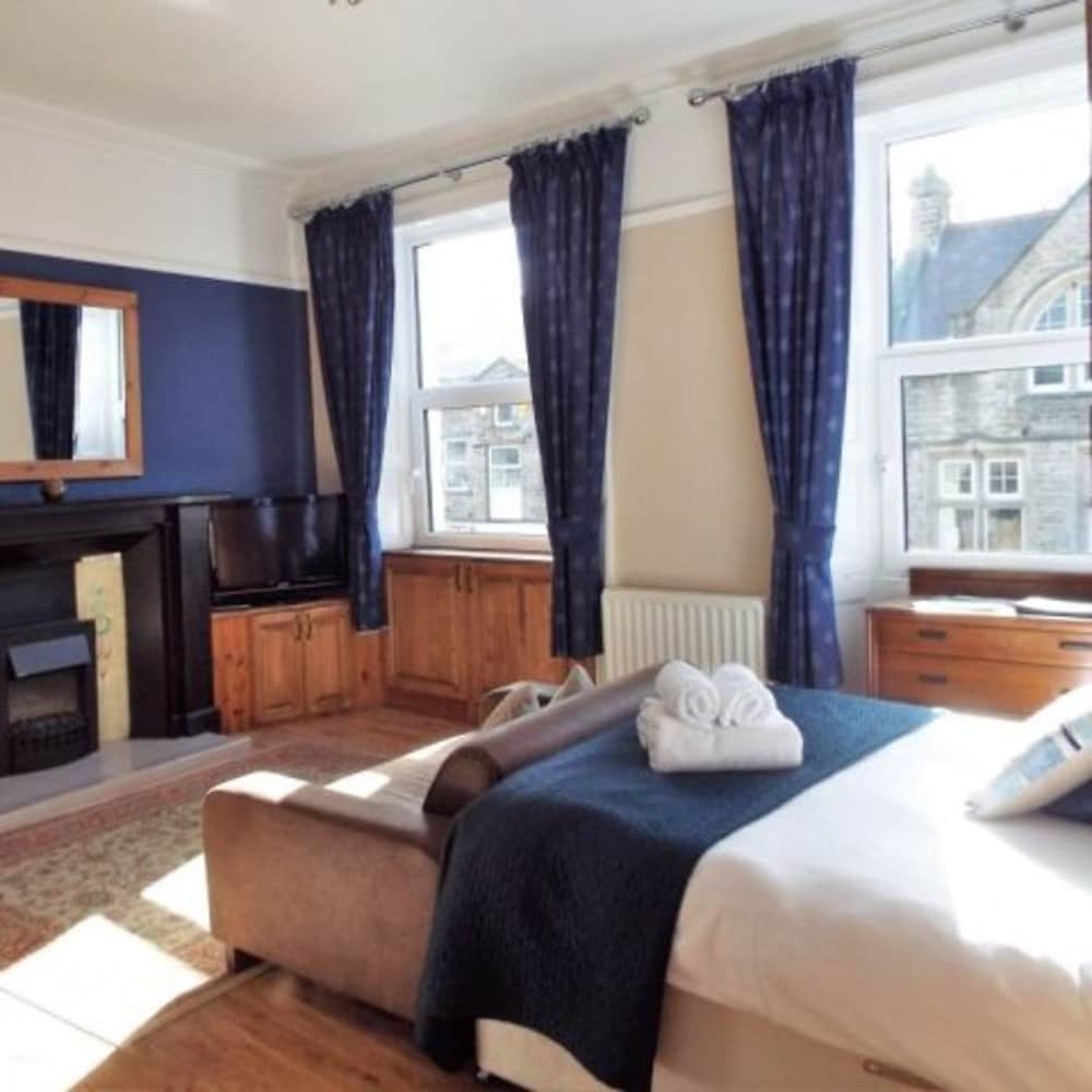 Room at OYO The Board Inn, HAWES