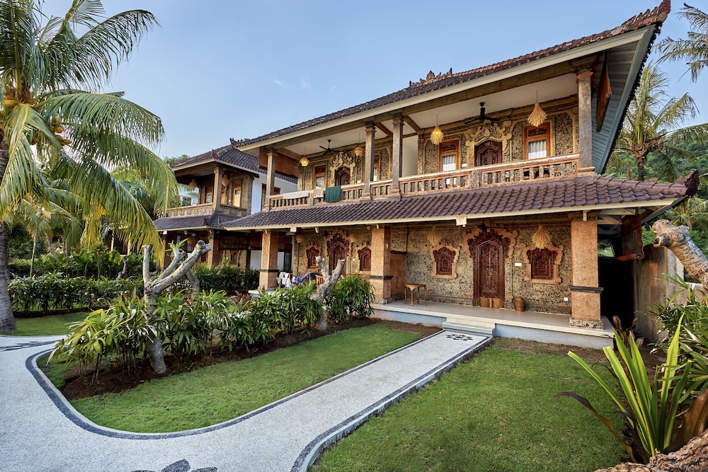 Vienna Beach Resort 10/69