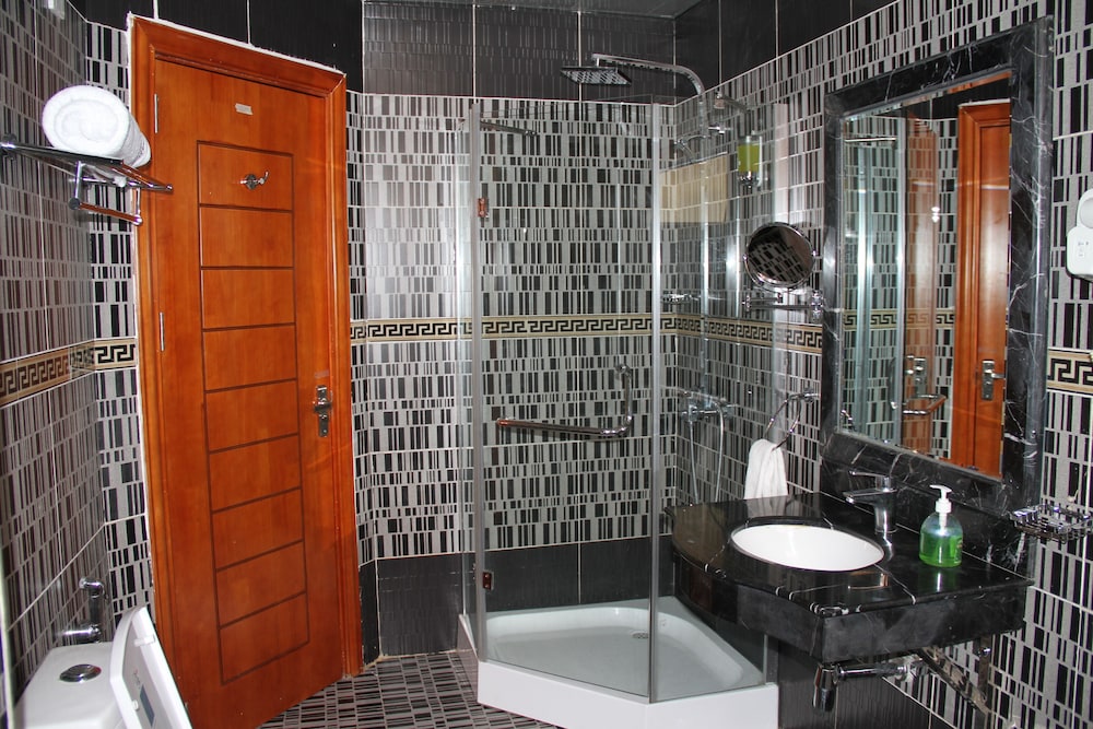 Emmad Furnished Hotel 42/50