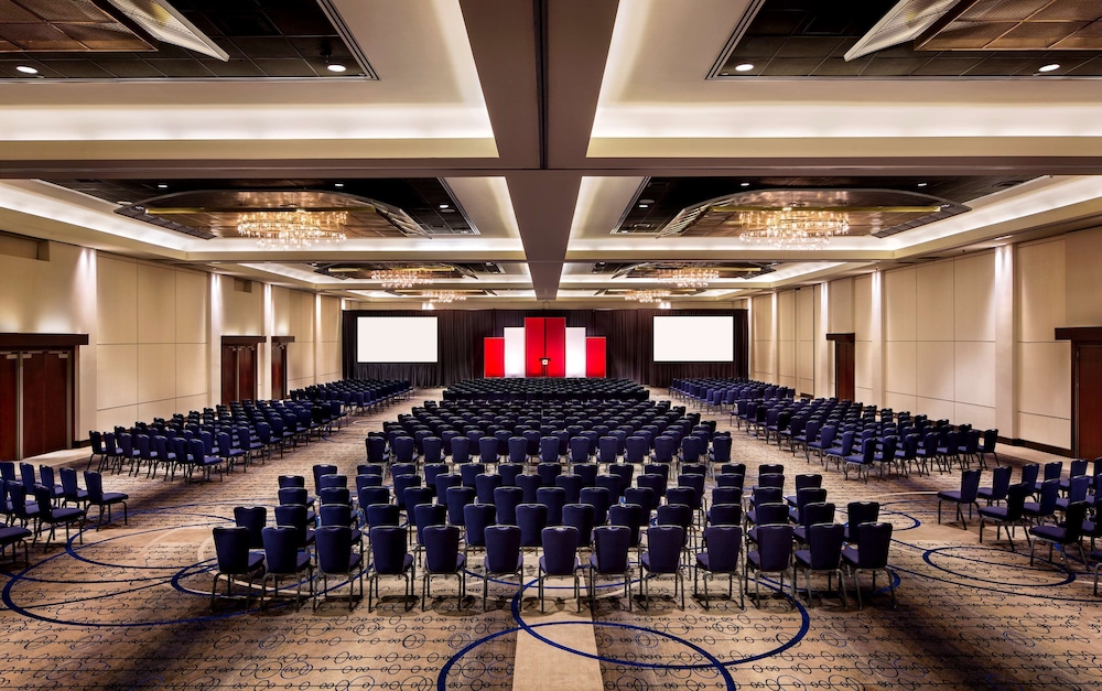 HYATT REGENCY VANCOUVER 55/72
