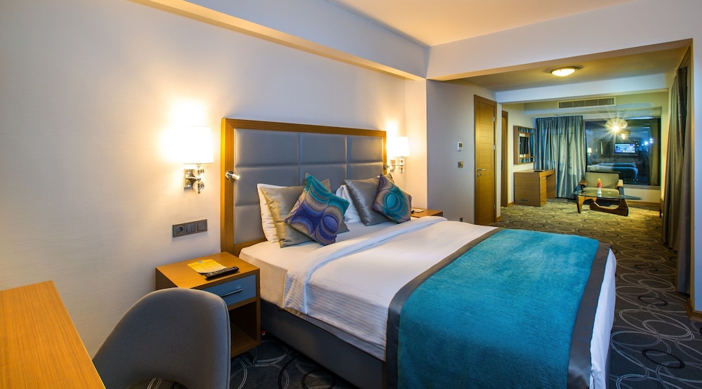 Pine Bay Holiday Resort 23/72