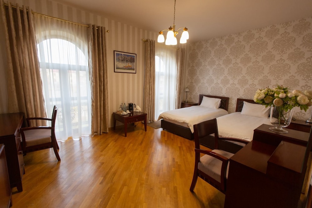 STANDARD, TWIN BEDS