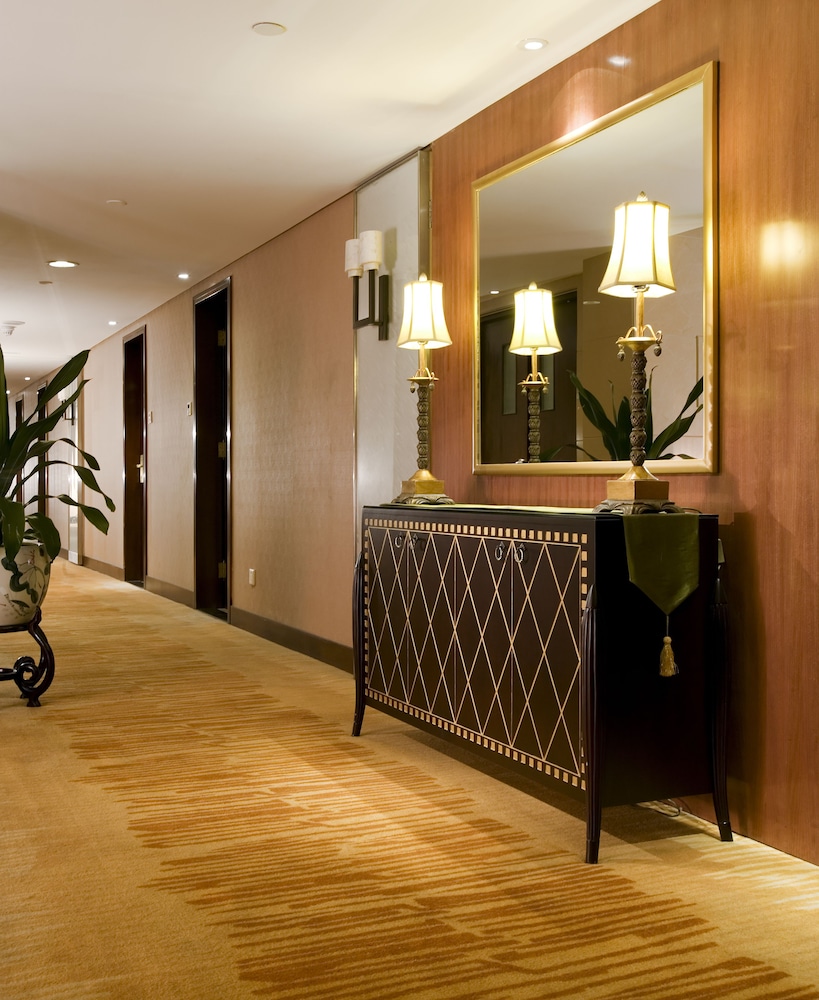 Baolong Hotel Shanghai 5/46