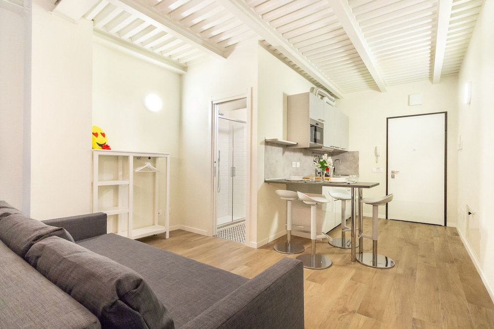 Alessia s Building- Affori FN 15/30