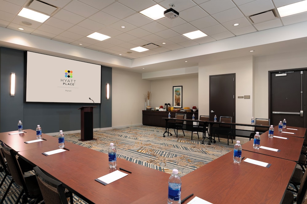 Hyatt Place Manati 57/67