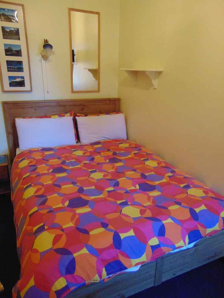 Badjao Bed and Breakfast 9/20