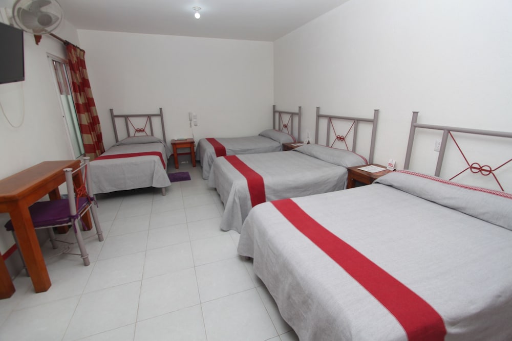 Posada del Cid 18/50