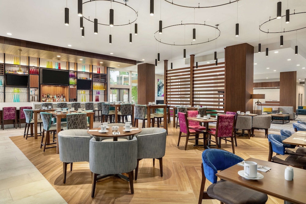 Hilton Garden Inn Seattle Airport 30/43