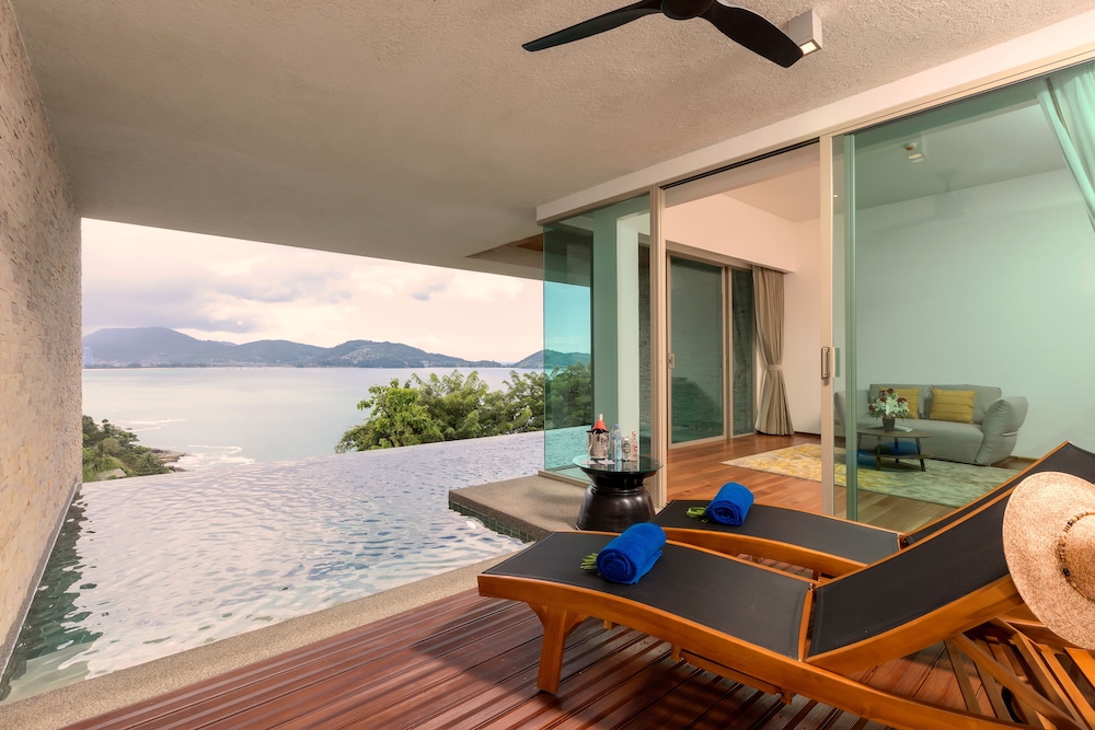 Wyndham Grand Phuket Kalim Bay 50/74