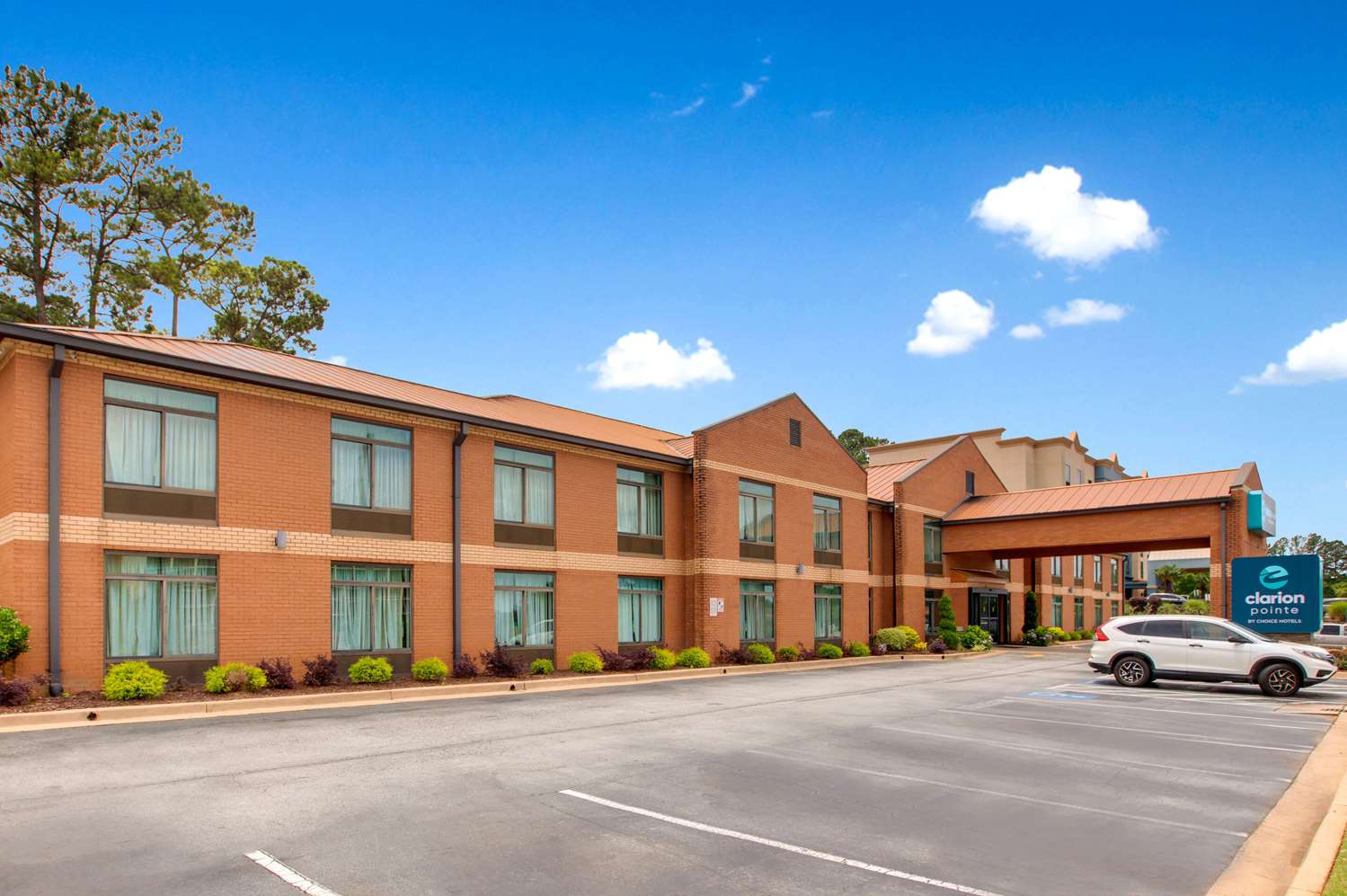 Clarion Pointe Atlanta Airport College Park 3/26