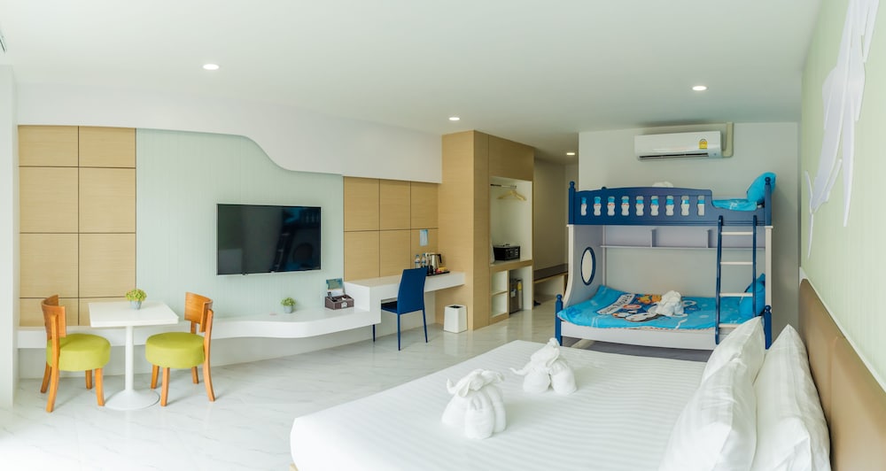 The Bed Vacation Rajamangala Hotel 11/50