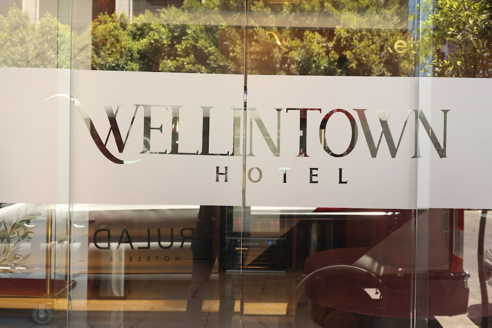 Hotel Wellintown 6/30
