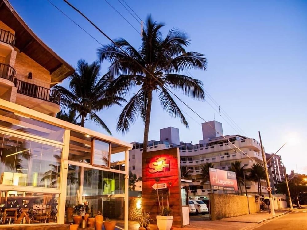 Strand Hotel 5/50